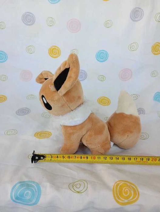 Pokemon peluche do pokémon eevee da takara tomy