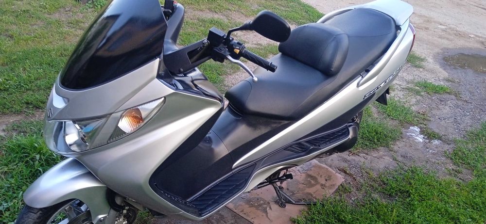 Suzuki Skywave 250