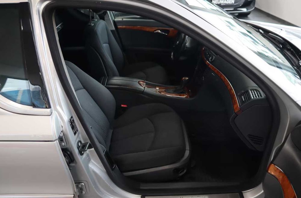 Катафалк Mercedes-Benz E 270 CDI