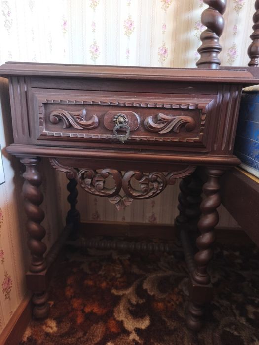 Mobiliário de quarto com colchão ( 2 quartos completos)