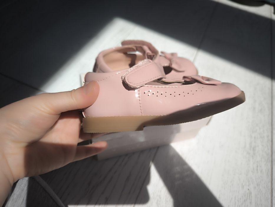 Buty dziecięce, baleriny, eleganckie