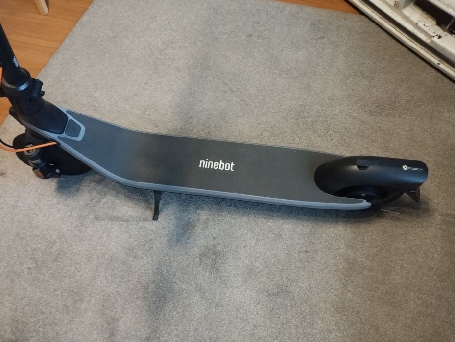 Trotinete Ninebot