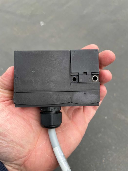 Elektromagnetyczne blokady bezpieczeństwa Schmersal AZM 170-02ZRK