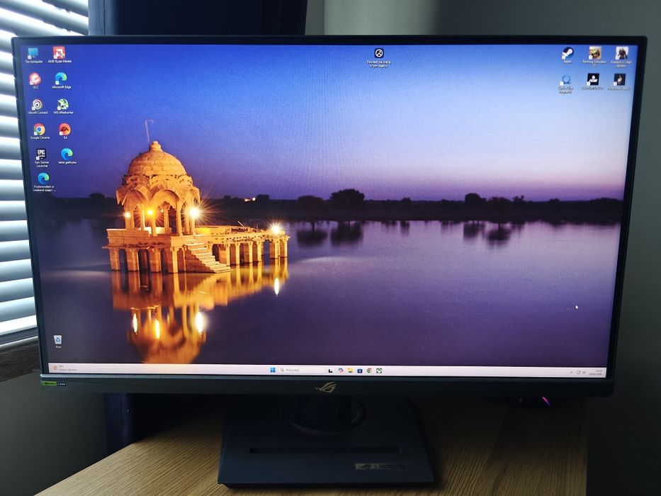 Monitor ASUS ROG Strix XG27ACS - 2560x1440 (QHD) - 180Hz - IPS