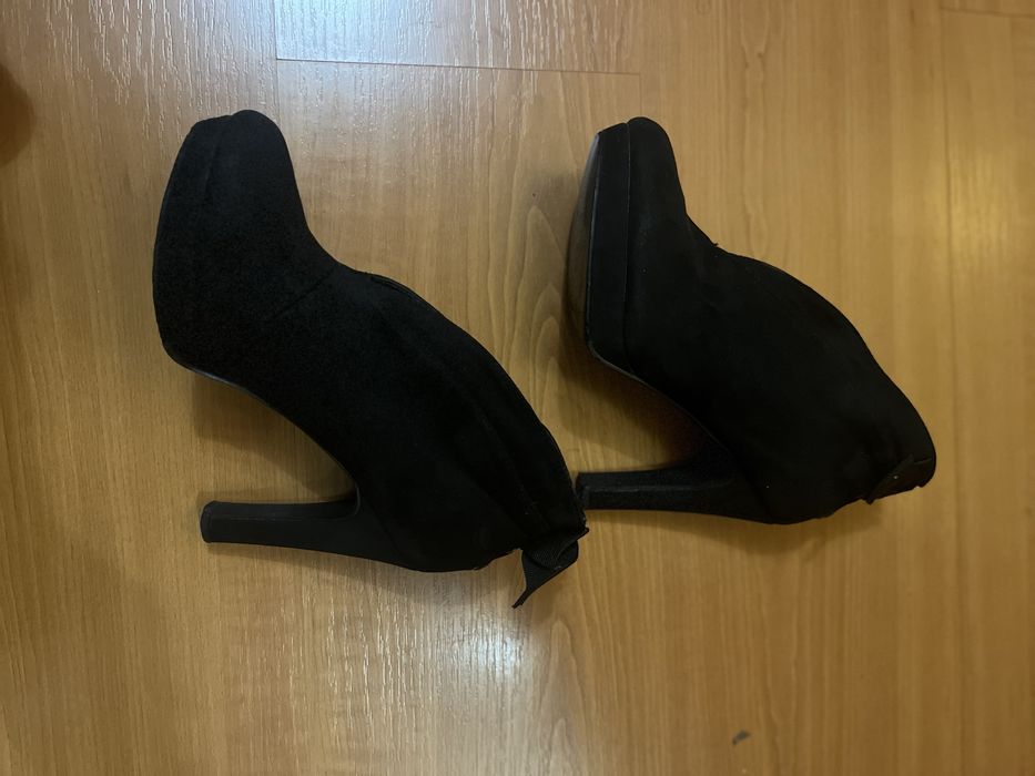 Sapatos salto alto
