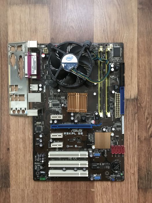 Q8300 процесор,4 GB Ram/материнська плата Asus P5KPL SE