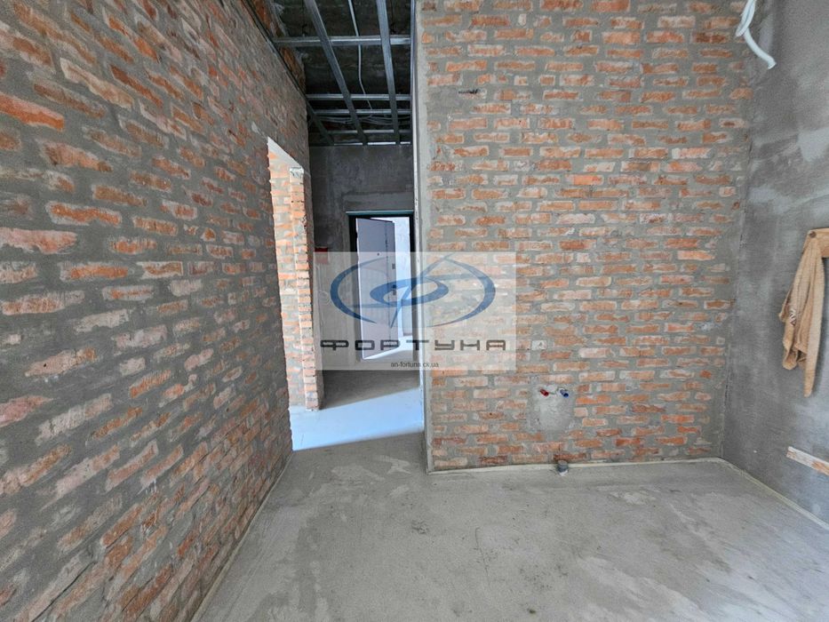 Квартира у новому будинку. р-н Дахнівка.