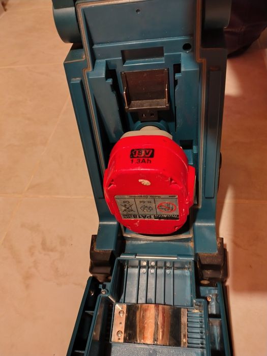 Radio Makita budowlane
