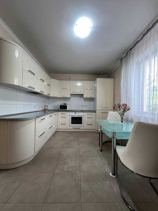 Затишний будинок 134 м² на 10 сотках у Дубове — готовий для життя