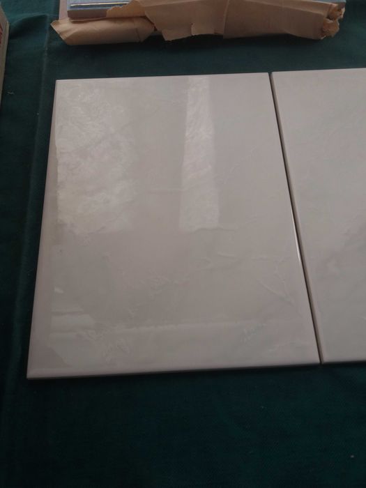 Продам плитку 15х20 Чехия