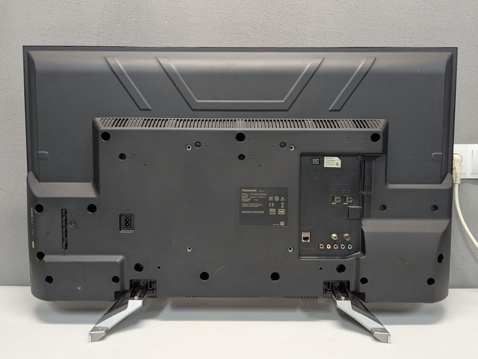 Panasonic TX-40FSW504 Smart TV HDR T2 S2 Full HD / 2019