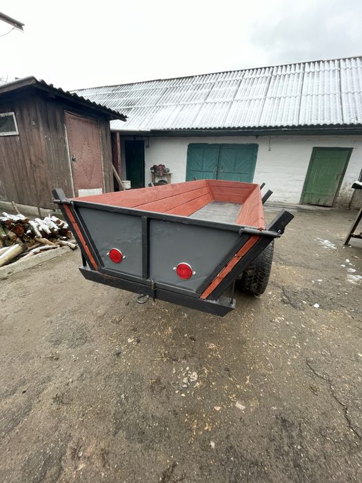 Причіп для трактора
