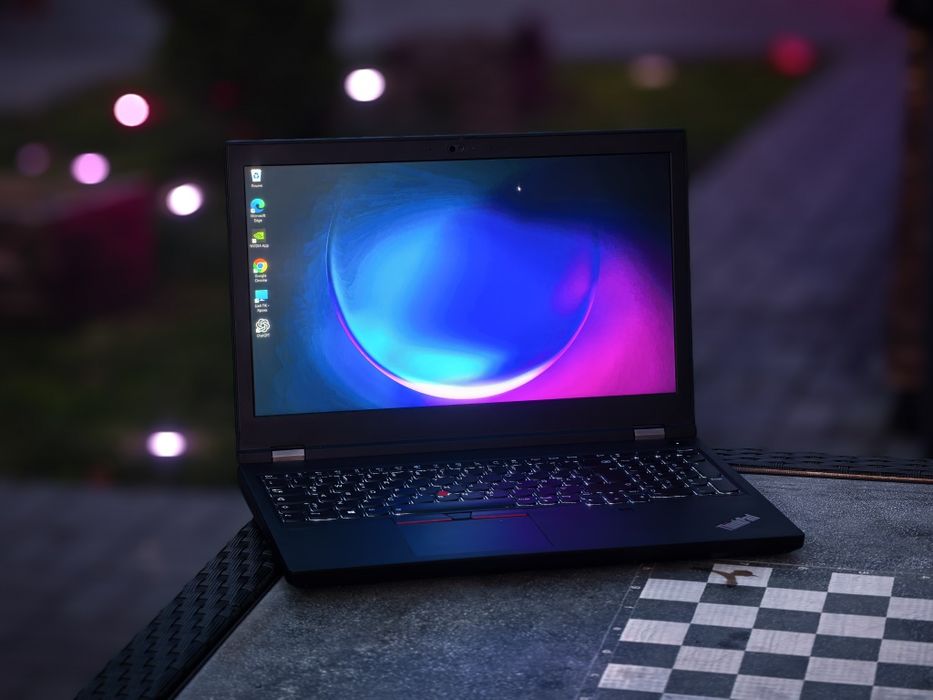 Ноутбук Lenovo ThinkPad P15 Gen 1 i9-10885H 32 ГБ 1 ТБ 15.6  FHD Win11