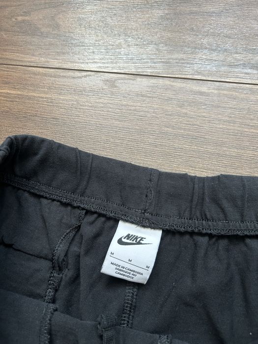 Чоловічі шорти Nike modern