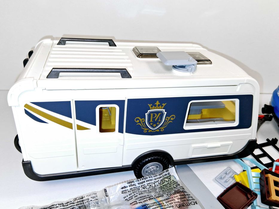 E179 Playmobil Family Fun 71423 Samochód Terenowy Z Przyczepą Kempingo