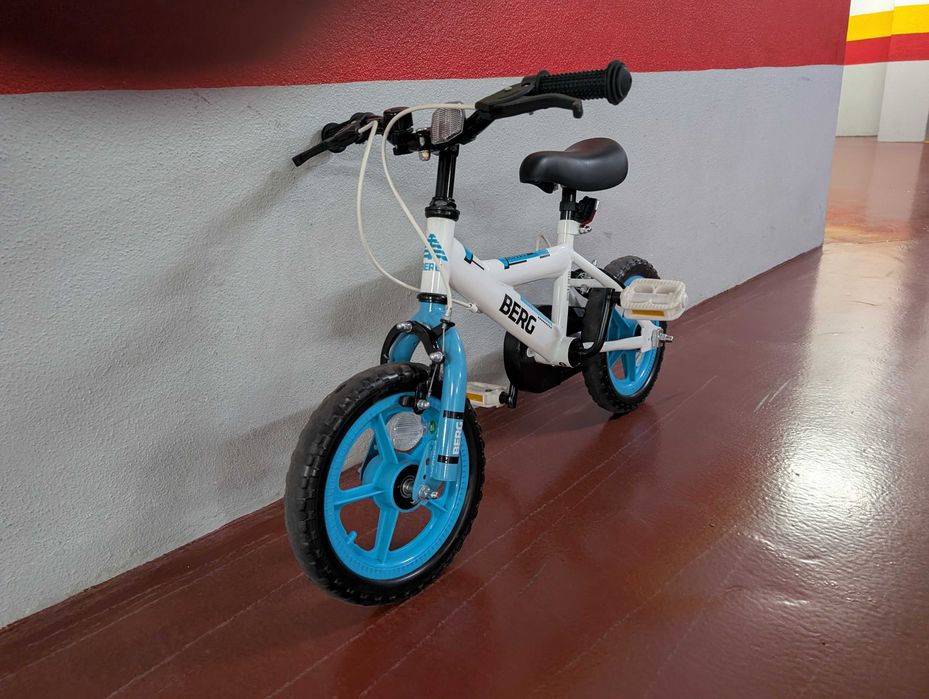 bicicleta berg criança roda 12 - 3 a 5 anos com rodinhas pouco uso