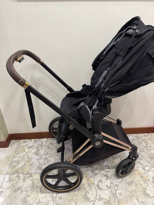 Продам весь комплект коляски Cybex