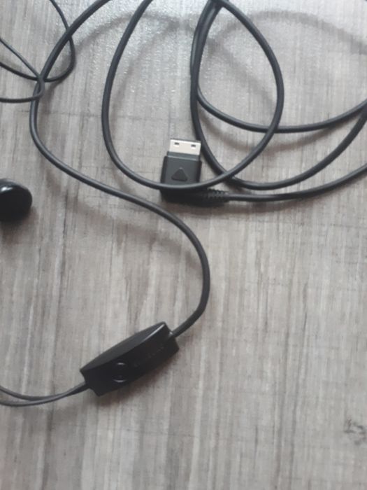 Наушники Самсунг