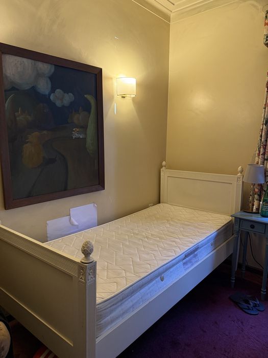Vendo Cama + colchão