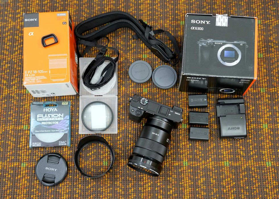 Aparat SONY A6300 + Obiektyw Sony 18-105/f4G (3 akumulatory) APS-C