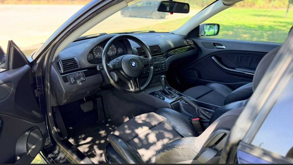 BMW 318Ci Coupé de 2001, NACIONAL  com 218.349 km  caixa automática. ACEITO RETOMAS