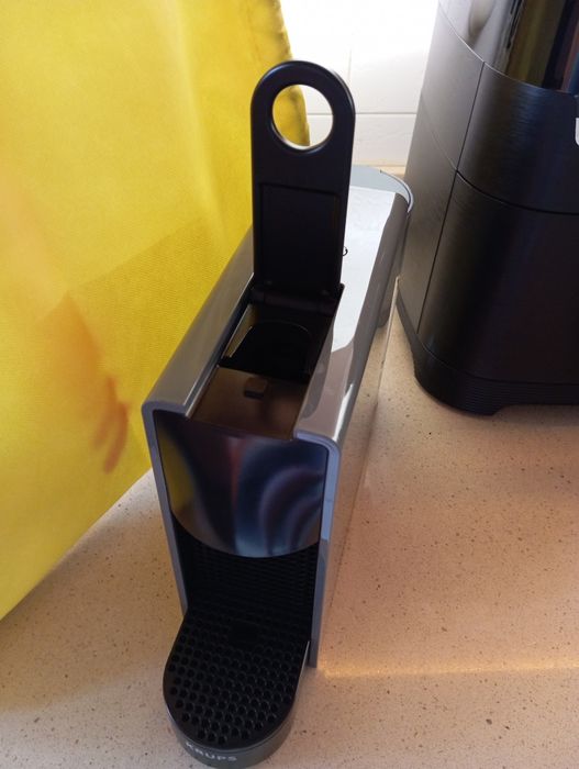 Máquina café Nespresso
