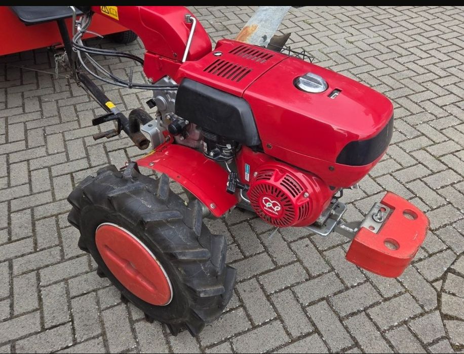 Traktorek Dzik Honda F810 + przyczepka.