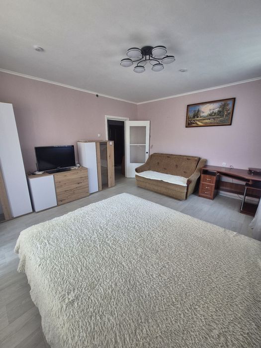 Здаеться 1 кімнатна квартира,  довгостроко, вул.Вл.Бувалкіна