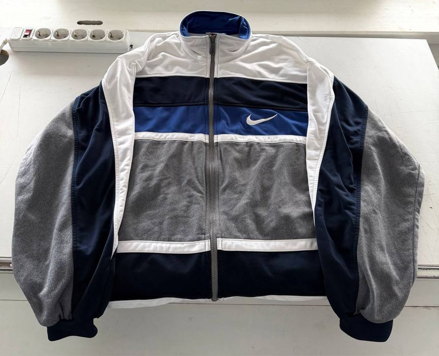 Жилетка найк сб аир жилет nike court поставка вещей бомбер наскар реп