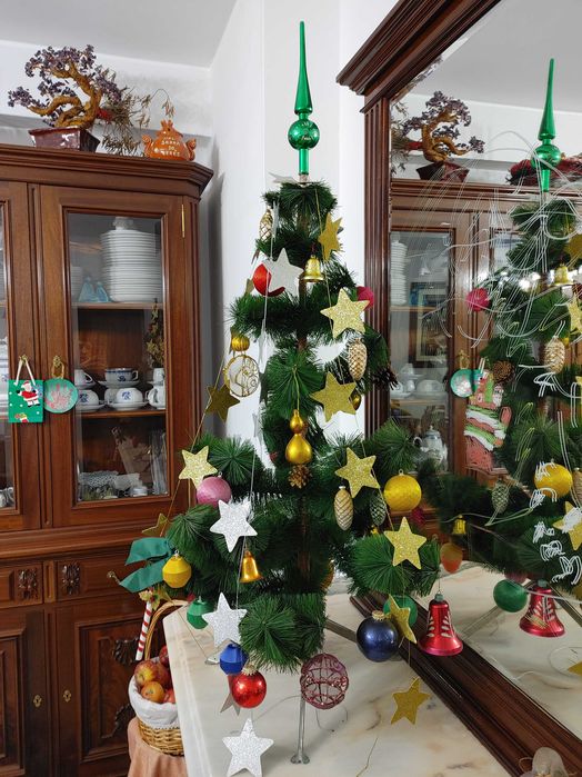 Pinheiro de natal 90cm com bolas e enfeites de natal