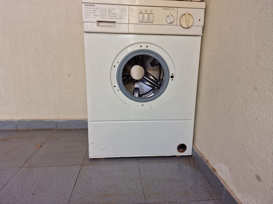 Máquina de roupa SIEMENS SIWAMAT 2250 para peças