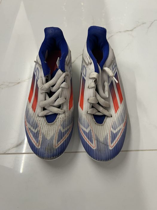 Футбольні.  буци