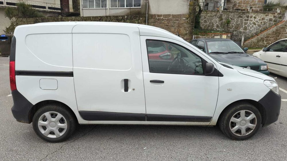 Dacia Dokker 1.5 dci 2021 só 26 mil km