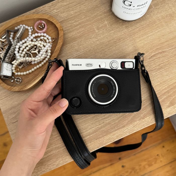Фотокамера Fujifilm INSTAX Mini Evo (Black)