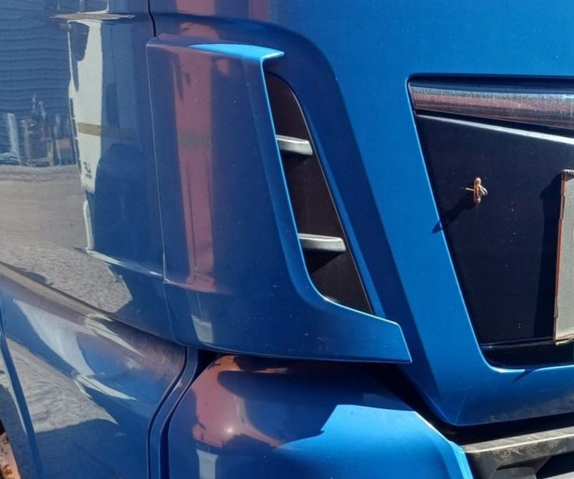 NAROŻNIK OWIEWKA POLIK KABINY PRAWY MAN TGX EURO 6