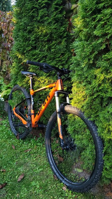 Giant Fathom 2 M 29"