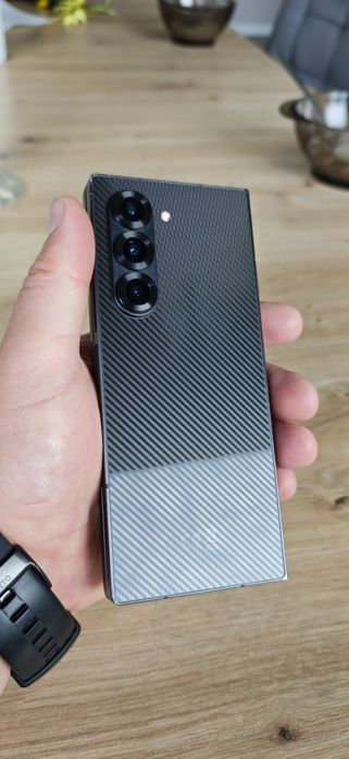 Samsung Galaxy z fold 6