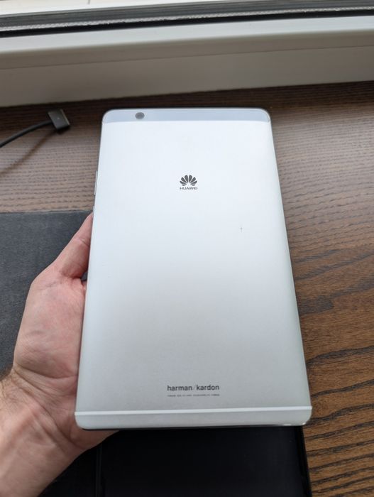 Планшет Huawei Mediapad M3 8,4"