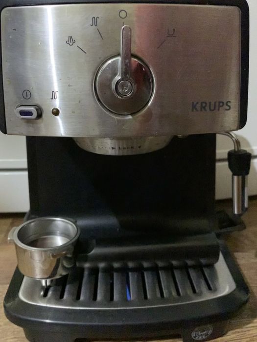 Продам кофемашину Krups XP 4020