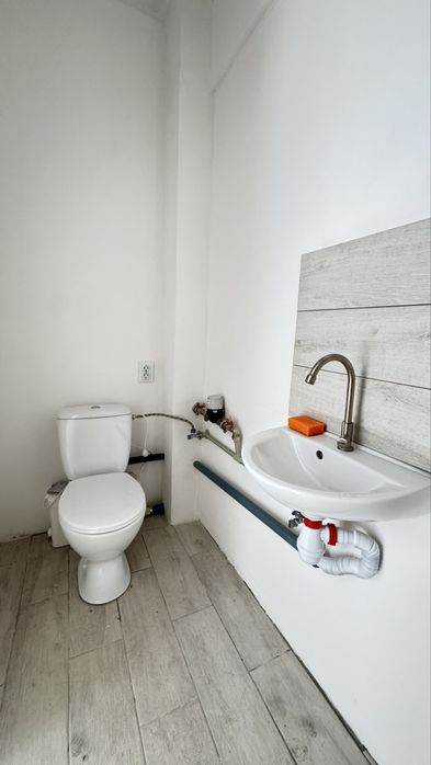 Аренда комерційного приміщення. Масани.