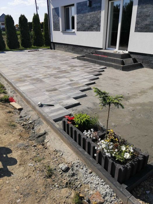 Równanie Terenu, Niwelacja Działki, Plantowanie Ziemi, Ziemia, Kamień