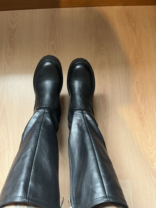 Bota preta cano alto portes incluso