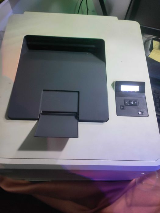 Impressora HP color lazer jet pro m 425 dom