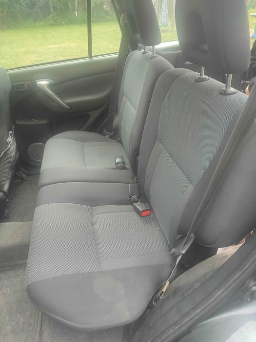 2003 Toyota RAV4 2.0 d4d