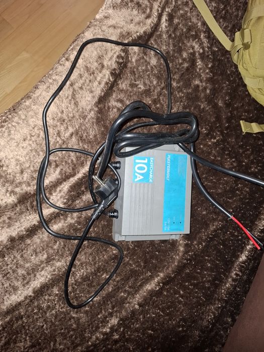 Prostownik mastervolt 2 kanałowy