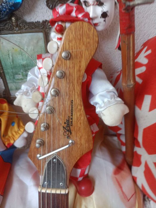 Stara gitara elektryczna aria  1532 t jaguar Japan