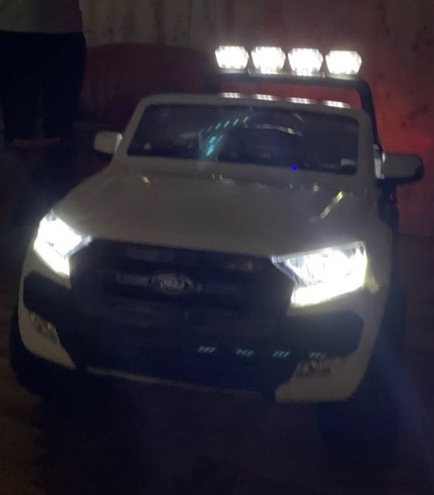 Дитяче авто Джип Ford Ranger