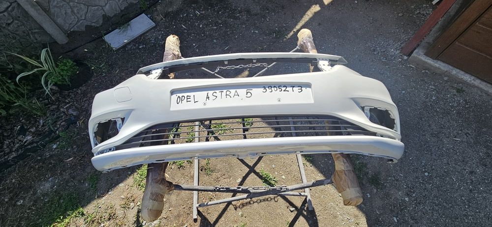 Zderzak opel astra 5