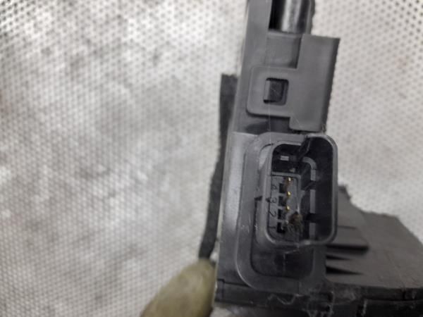 Fechadura / fecho porta frente esquerdo RENAULT Clio IV (BH_)