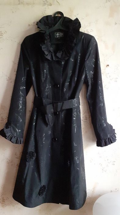 Плащ женский 46р.